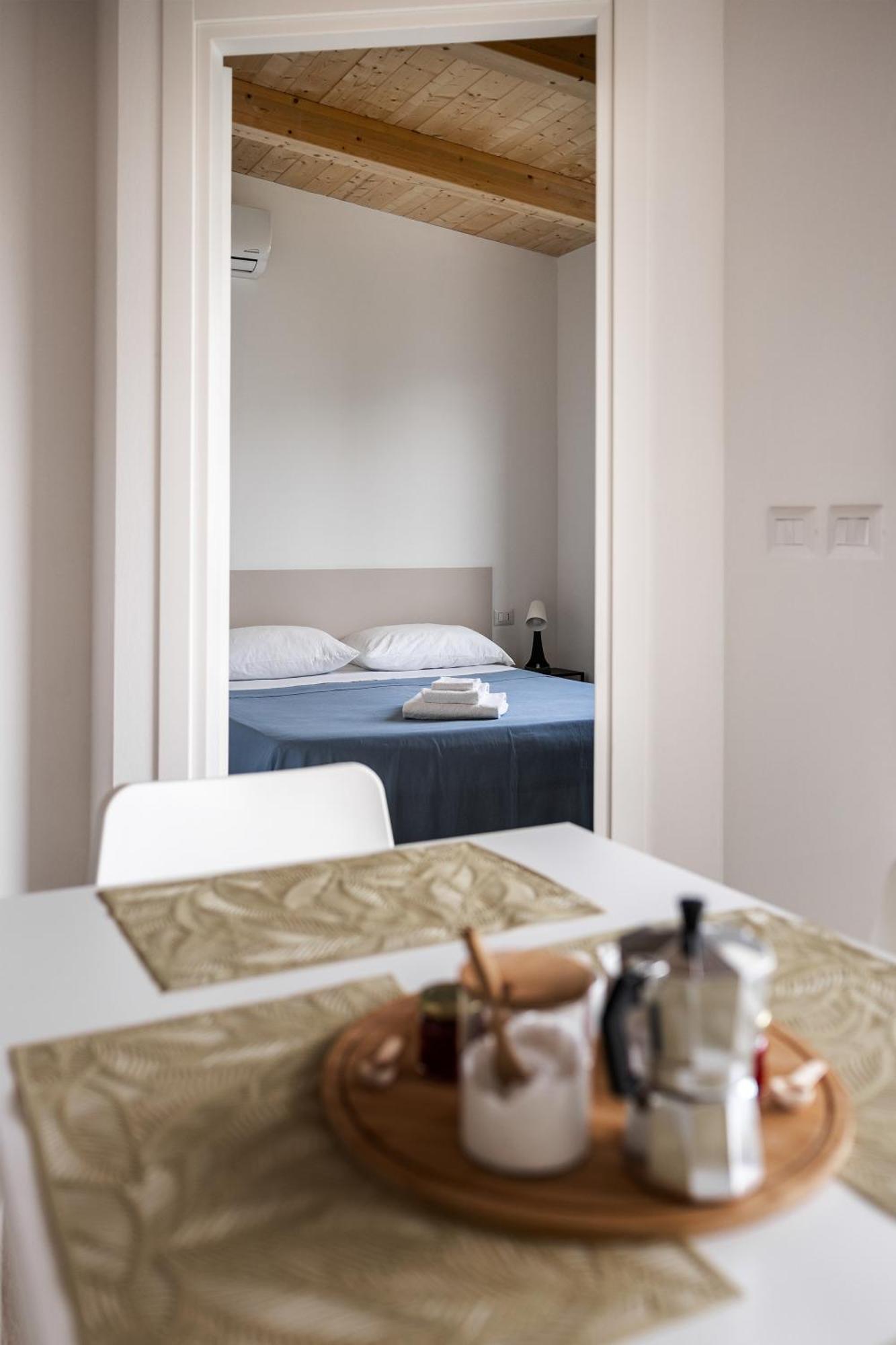 Villaggio Camping Poseidon - Bungalows & Rooms With Sea View In Nature Santa Caterina Dello Ionio Marina Exterior photo
